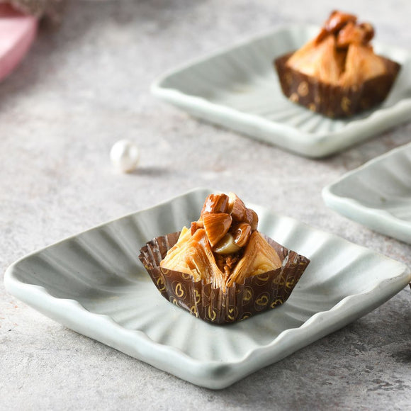 Baklava Badam Pyramid