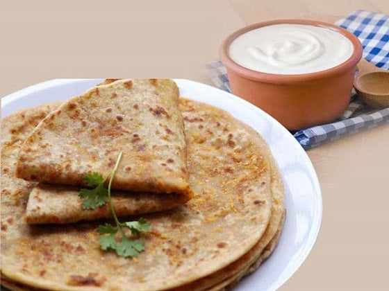 Tawa Parantha with Curd