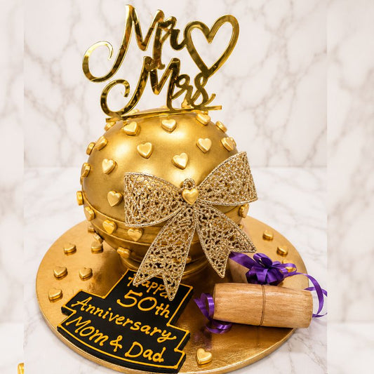 Golden Mr & Mrs Anniversary Pinata Cake