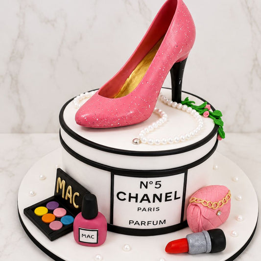 Luxury Fashion Theme Cake