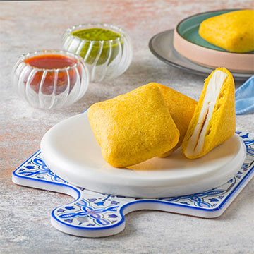 Paneer Pakoda Plate - 2 pcs