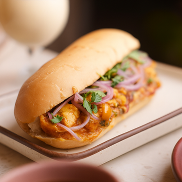 Paneer Tikka Hot Dog