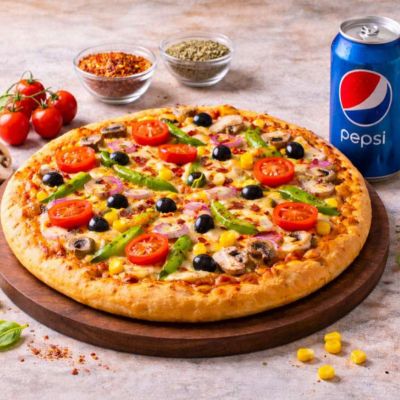 Pizza Veggie with Pepsi Can