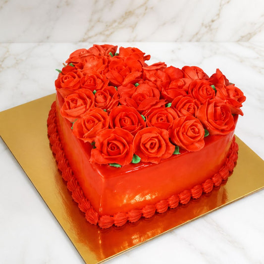 Red Rose Heart Cake